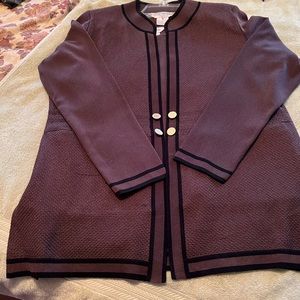 Misook cardigan w matching top. Cardigan has zippered pockets inside.